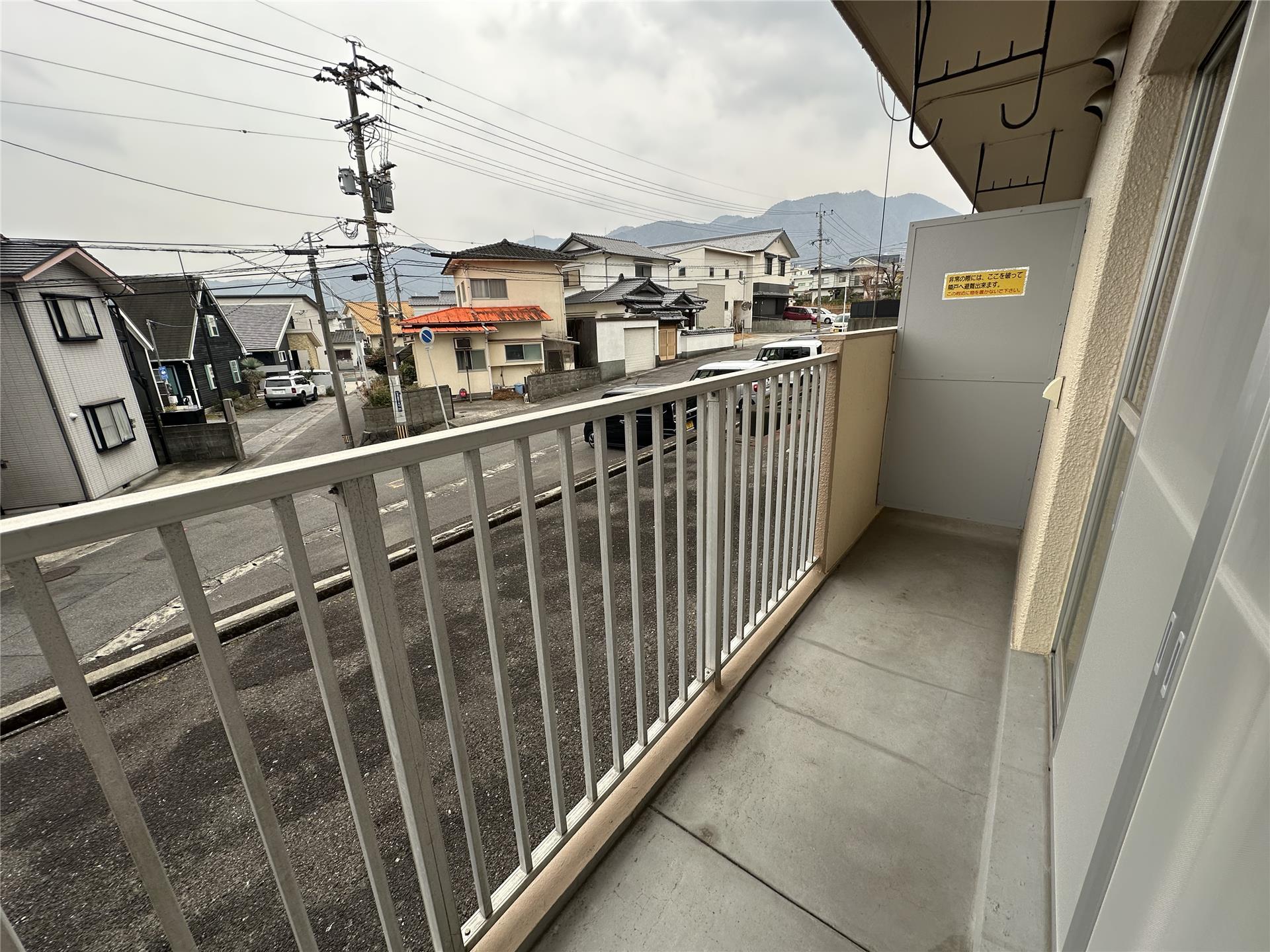 バルコニー　ベランダ