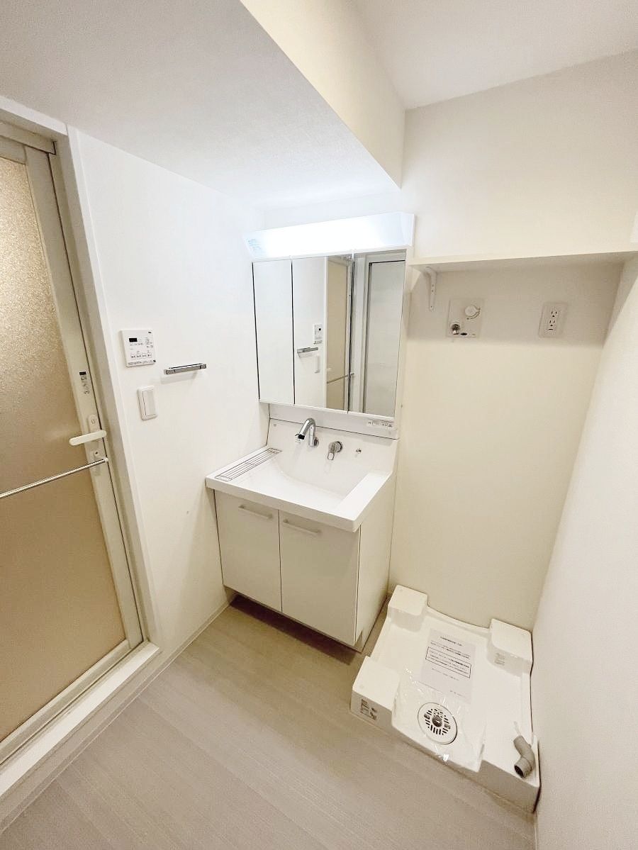 洗面設備　※写真は別部屋参考画です