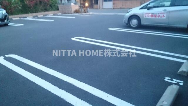 駐車場　敷地内駐車場になります◇