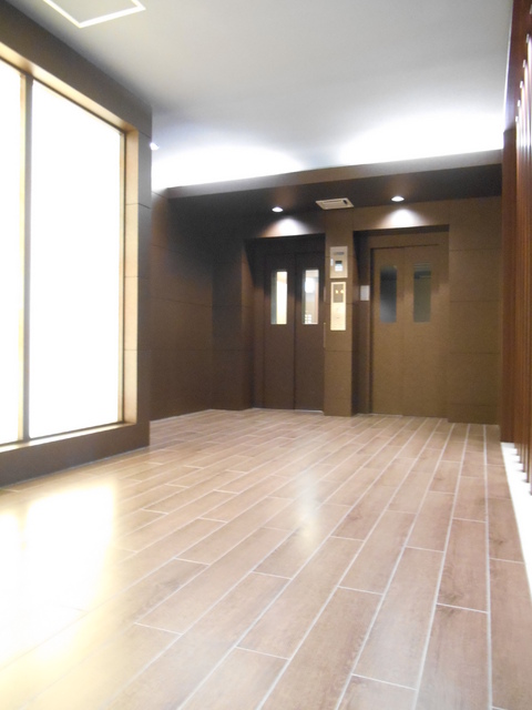 その他共有部分　防犯カメラ付きエレベーター（２基）