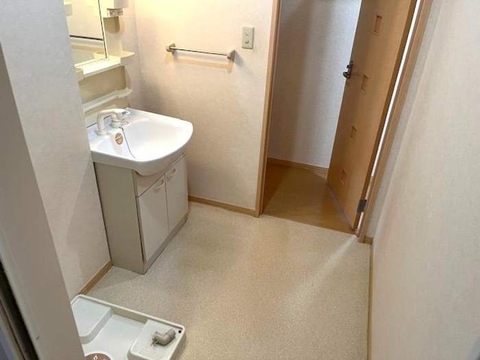 洗面設備　脱衣所、洗濯機置き場