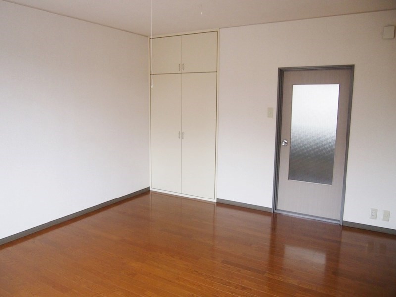 居室・リビング　※別のお部屋の写真です。