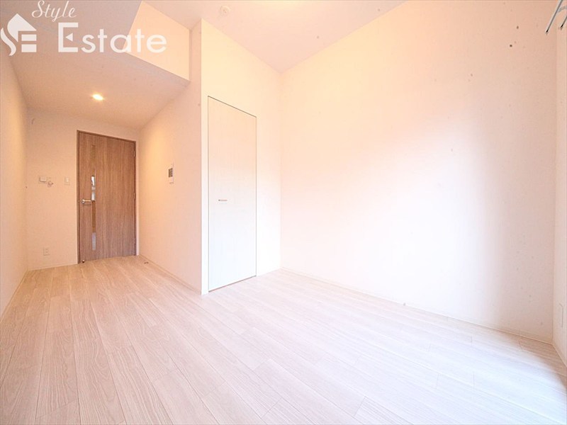 居室・リビング　内装