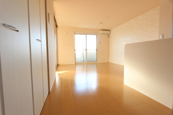 居室・リビング　LDK(13.6帖)