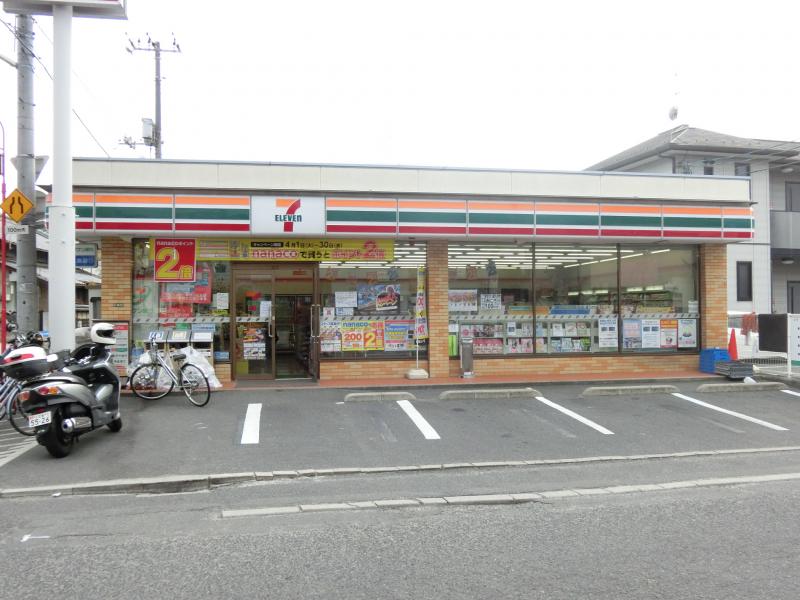 コンビニ　セブンイレブン東本浦店（コンビニ）まで144m