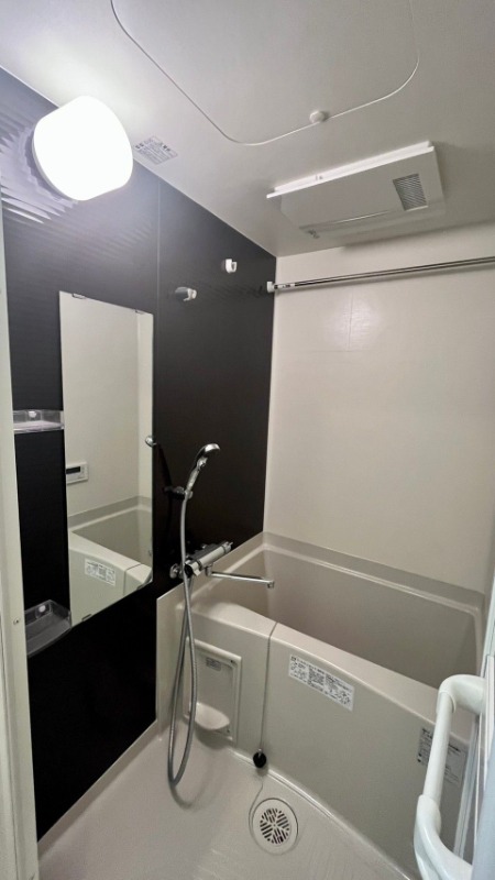 バス・シャワールーム　一日の疲れを癒してください