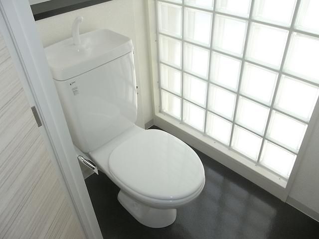 トイレ　清潔感のあるトイレ