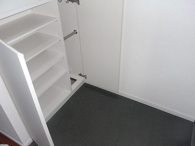 玄関　シューズボックス付き玄関