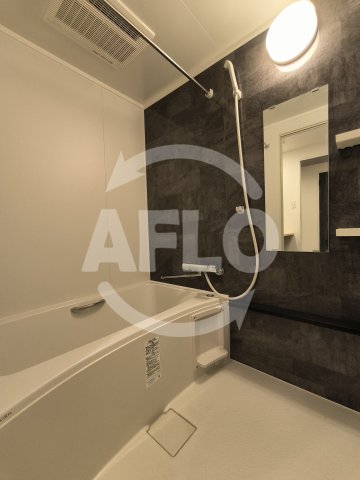 バス・シャワールーム　ラクメンビル　浴室