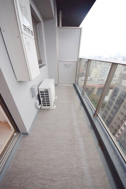 バルコニー　バルコニー
