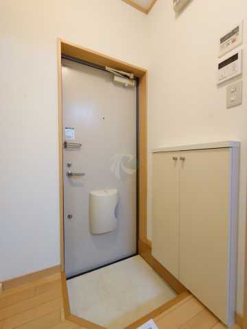 玄関　リバティー高円寺スクエア