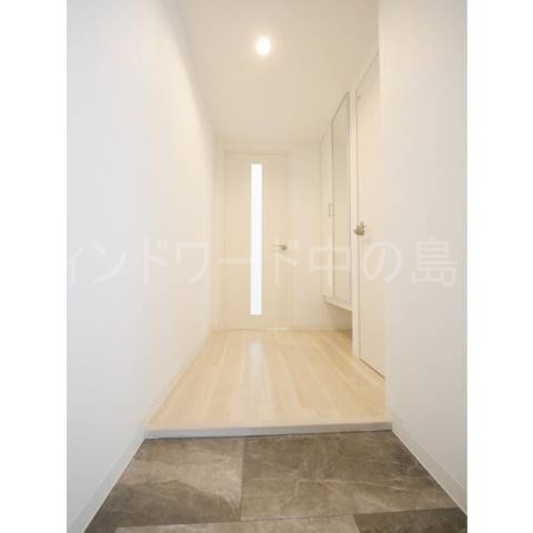 玄関　詳細は、ウィンドワード中の島店までご相談下さい。