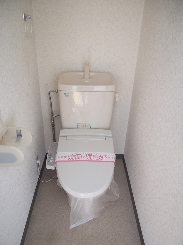 トイレ　※他の部屋の写真です。