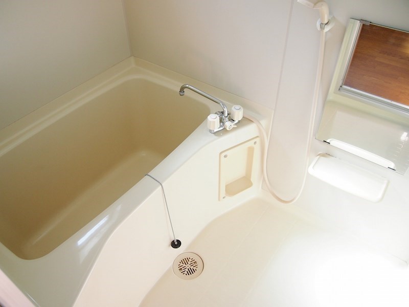 バス・シャワールーム　※他の部屋の写真です。