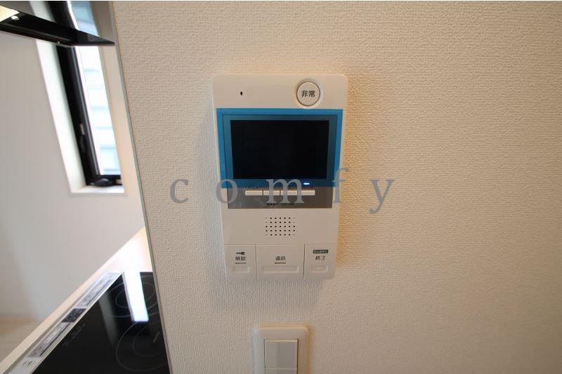 セキュリティ　モニター付きインターホン
