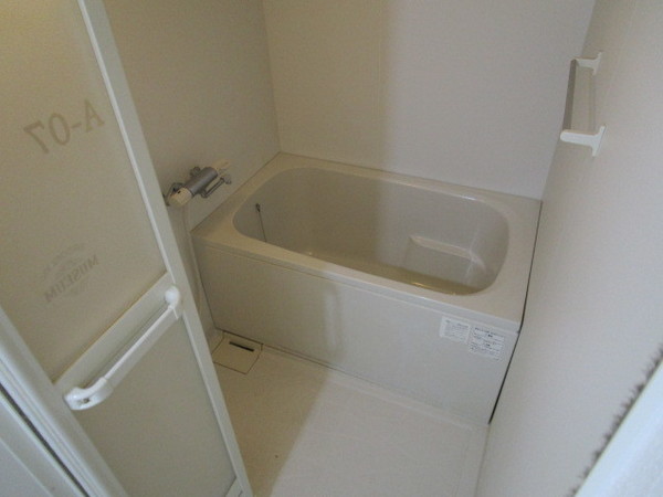 バス・シャワールーム　３０６