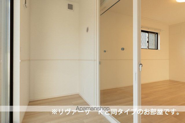 シャン・ド・フルールIの内装写真