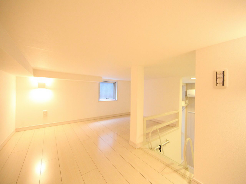 その他部屋・スペース　ロフト4.6帖（収納でもお部屋でも使えます）