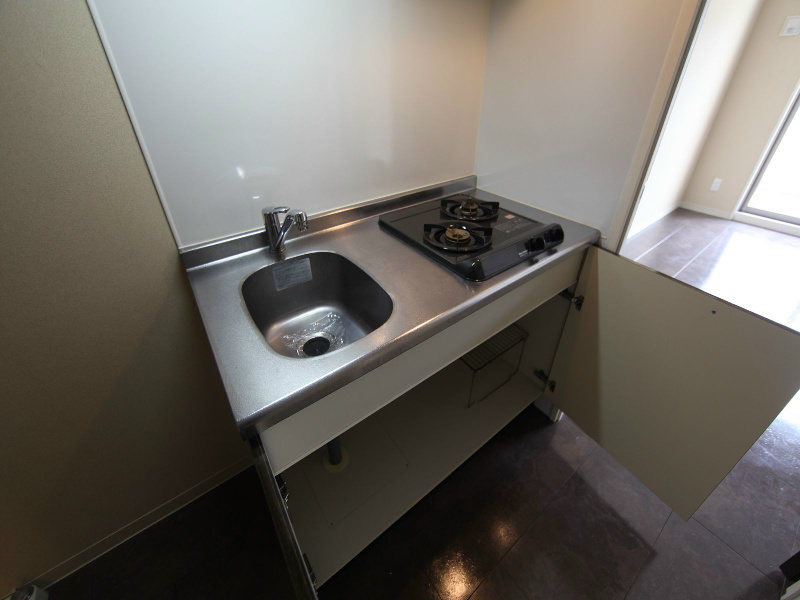 キッチン　システムキッチン（ガス2口コンロ付）