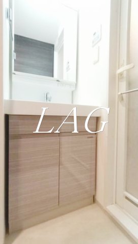 洗面設備　独立洗面台です。