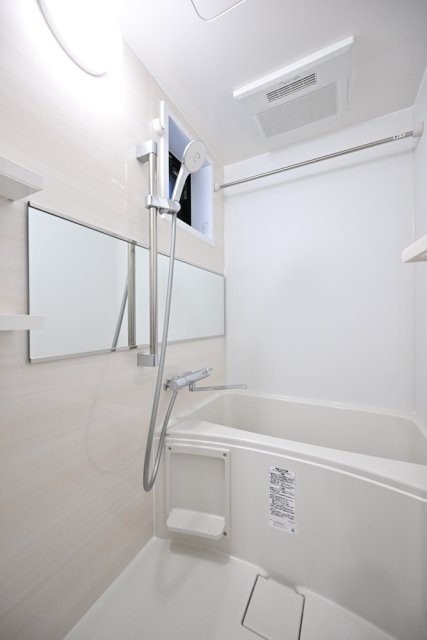 バス・シャワールーム　お風呂です