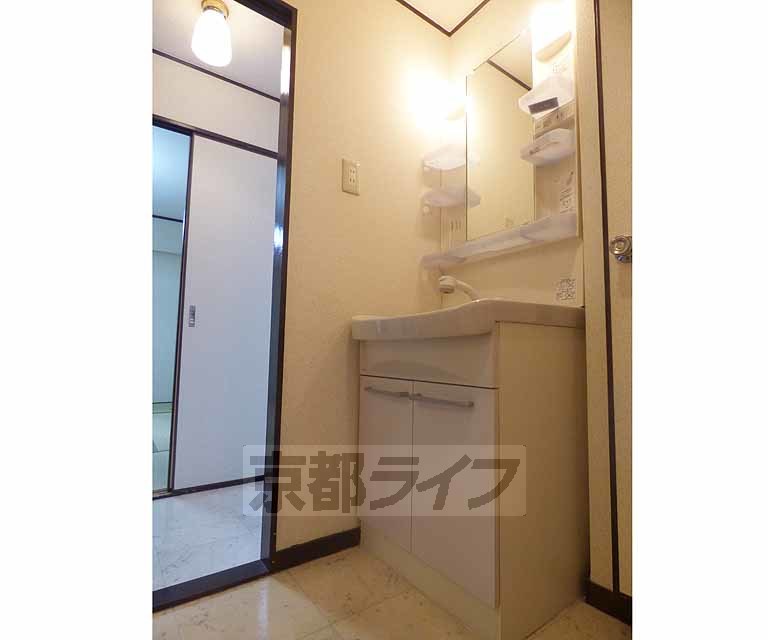 洗面設備　清潔感があります