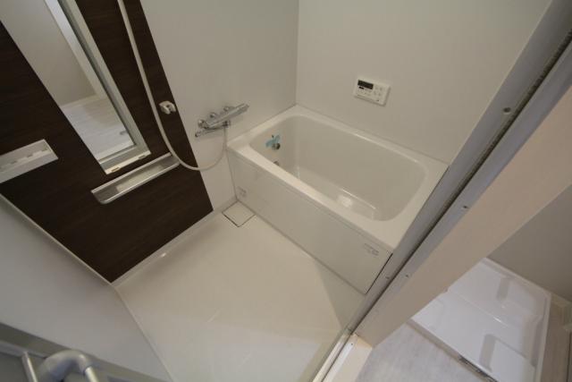 バス・シャワールーム　※同タイプ部屋の写真です。