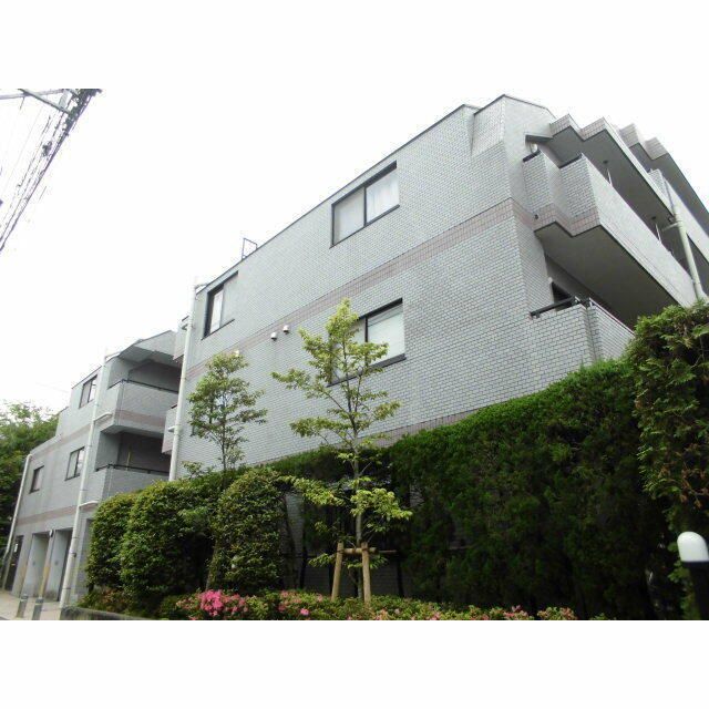 建物外観　落ち着いた雰囲気の外観です