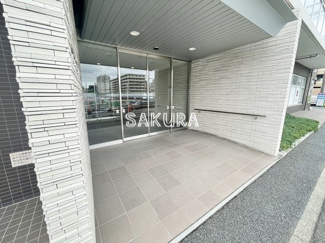 エントランス　毎日通るエントランスはこのようになっています♪