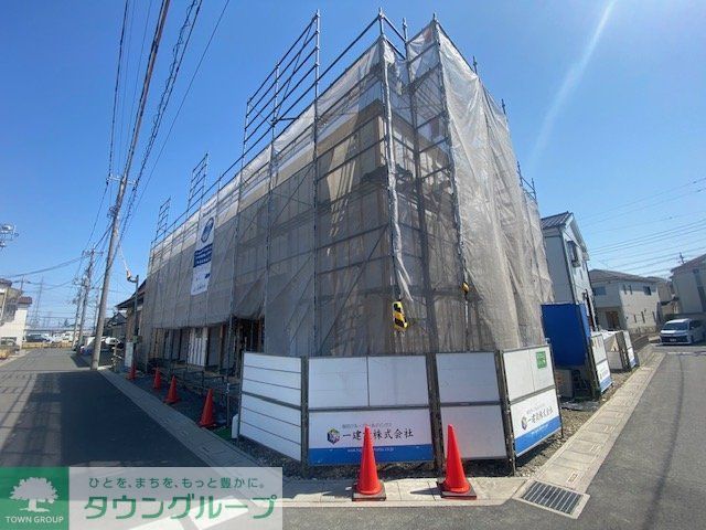 建物外観　駐車場