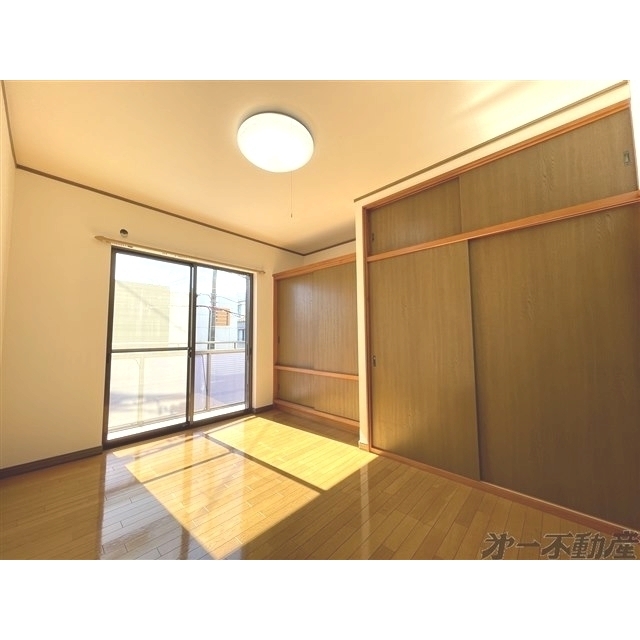 建物外観　洋室