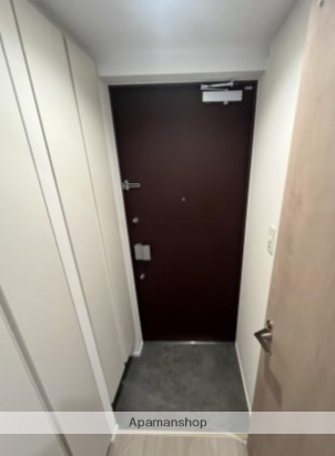 玄関　※掲載写真は別室参考写真です。