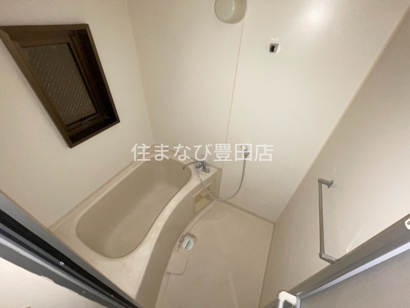 バス・シャワールーム　同型別部屋写真