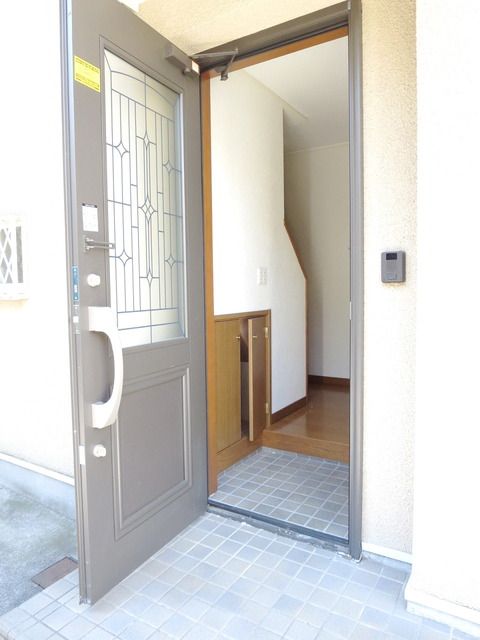 玄関　★タウンハウジング稲田堤店★玄関★