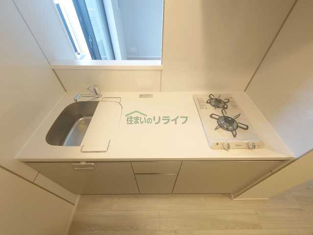 キッチン　※参考写真　同タイプ（間取り）の612号室の写真となります。