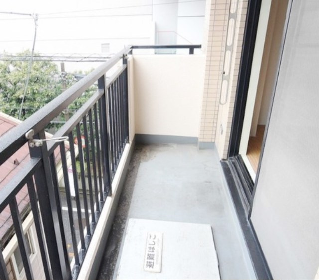 バルコニー　別部屋同仕様タイプ