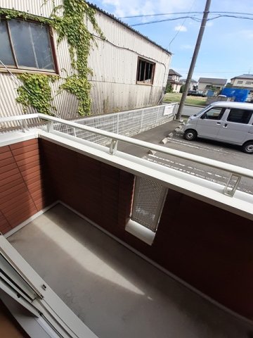 バルコニー　広々としたバルコニーです