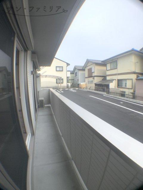 バルコニー　同一物件別部屋写真