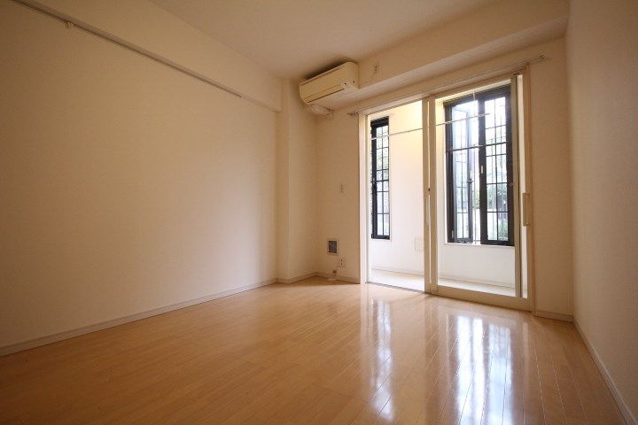 居室・リビング　別室参考写真