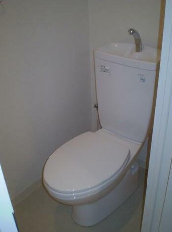 トイレ　同タイプ別部屋のお写真です