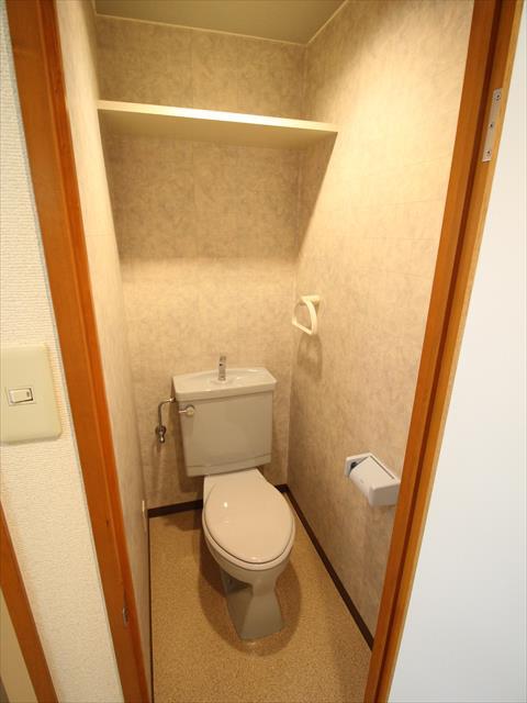 トイレ　松山市宮田町　サンループ加藤　トイレ