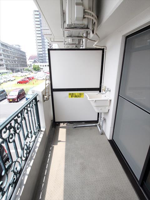 バルコニー　松山市宮田町　サンループ加藤　ベランダ