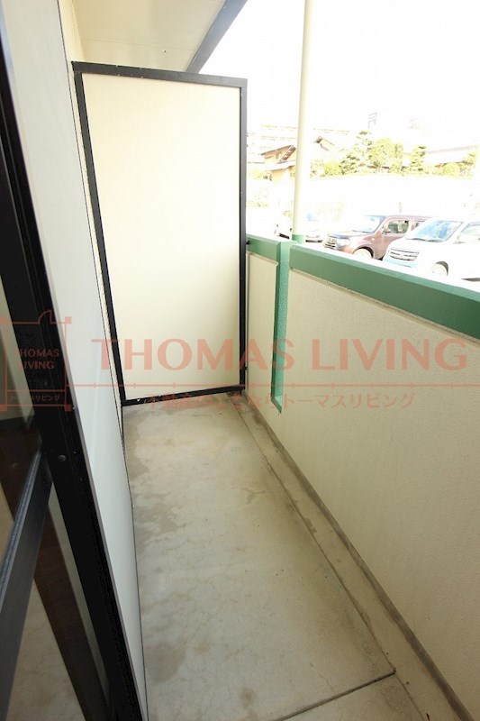 バルコニー　物干し竿が設置出来ます。