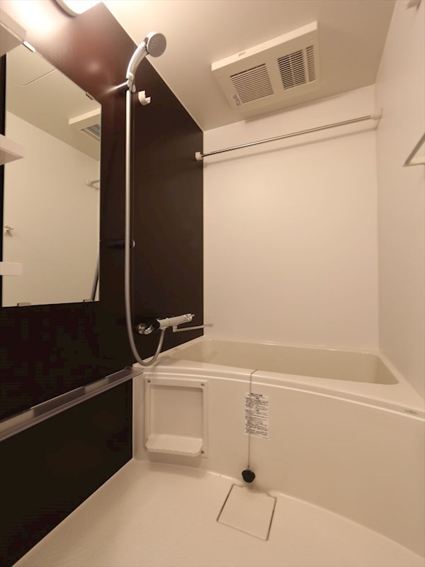 バス・シャワールーム　バスルーム　浴室暖房乾燥機付き