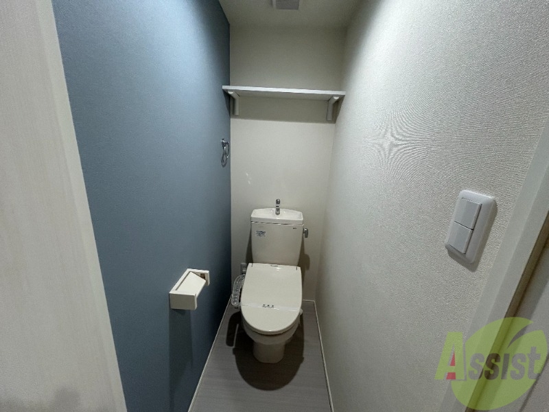 トイレ　トイレは便利なウォッシュレット機能が付いております。
