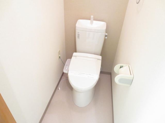 トイレ　※７０１号室の写真です