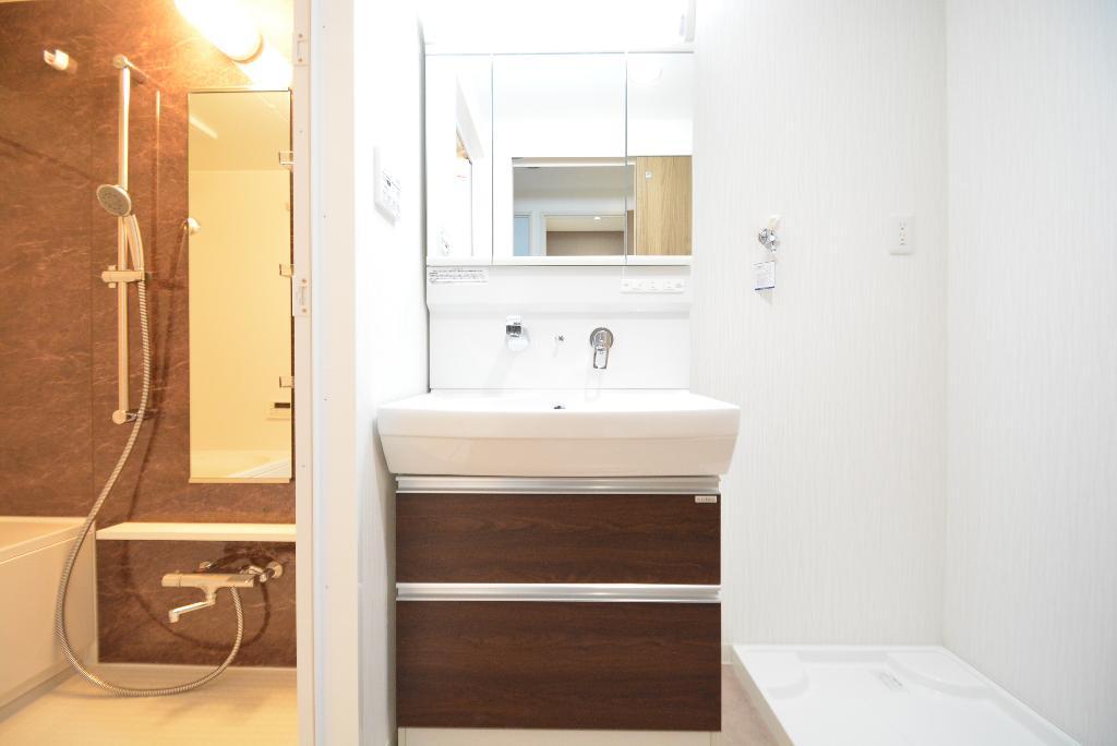 洗面設備　洗髪洗面化粧台