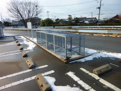 建物外観　敷地内に専用ゴミ捨て場ございます