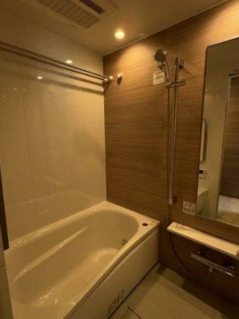 バス・シャワールーム　別部屋同仕様