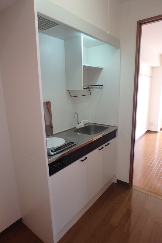 キッチン　参考写真　IHクッキングヒーター